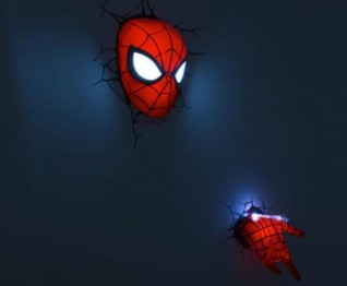 ARANDELA-3D-LED-SPIDERMAN-MASCARA-E-MAO
